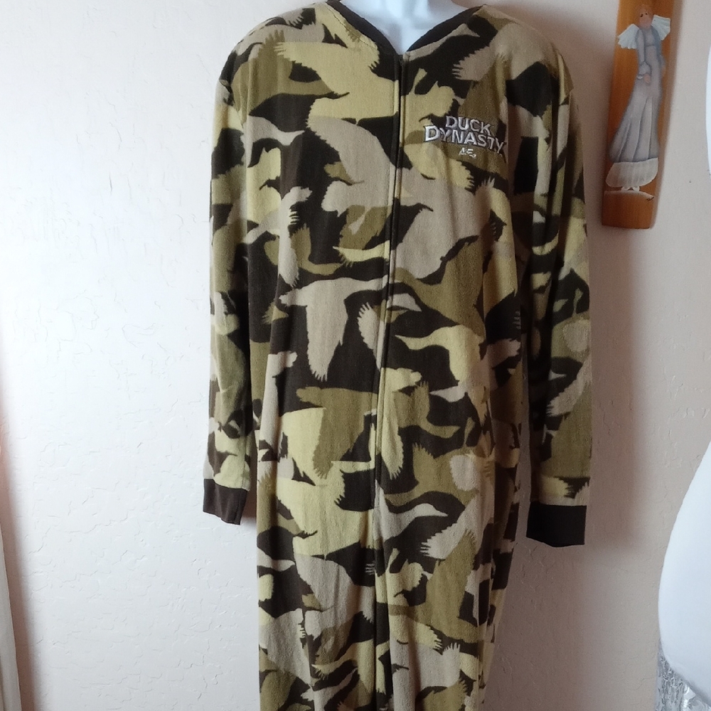 Duck Dynasty Men's Camouflage Onesie Pajamas